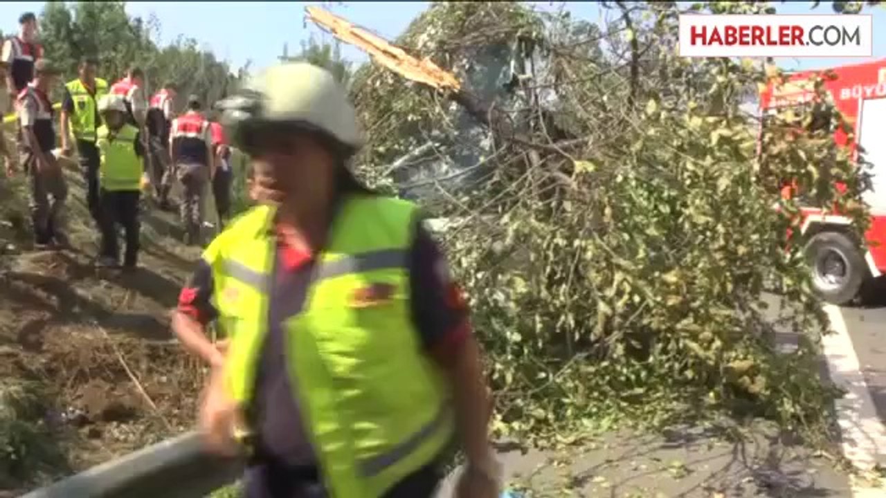Otobüs şarampole devrildi (2) -