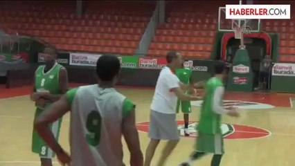 Banvit, Almanya ve Yunanistan'da 6 özel maç yapacak -