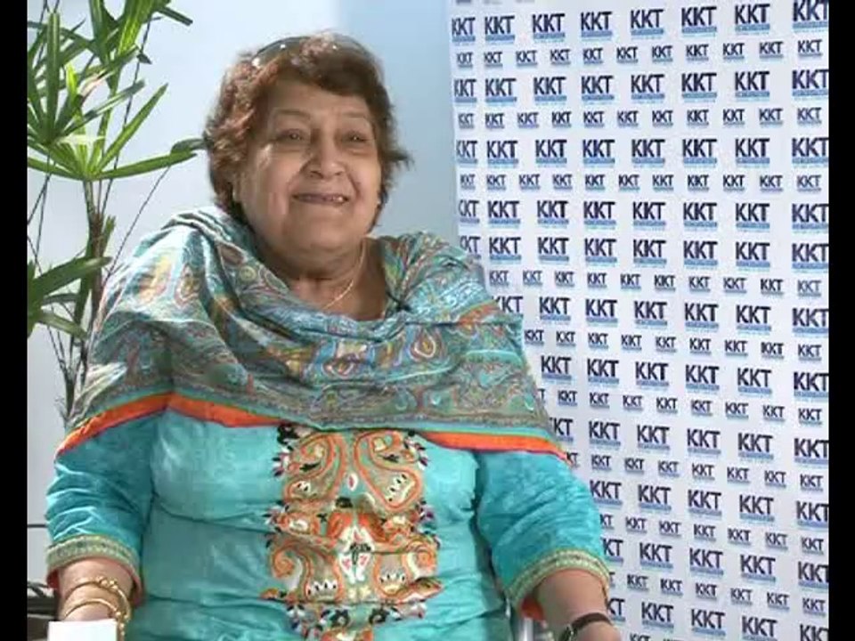 75 years old Gynecologist, Dr Khalida Imtiaz gets relief from CHRONIC SCIATIC PAIN at KKT Orthopedic Spine Center Pakistan.