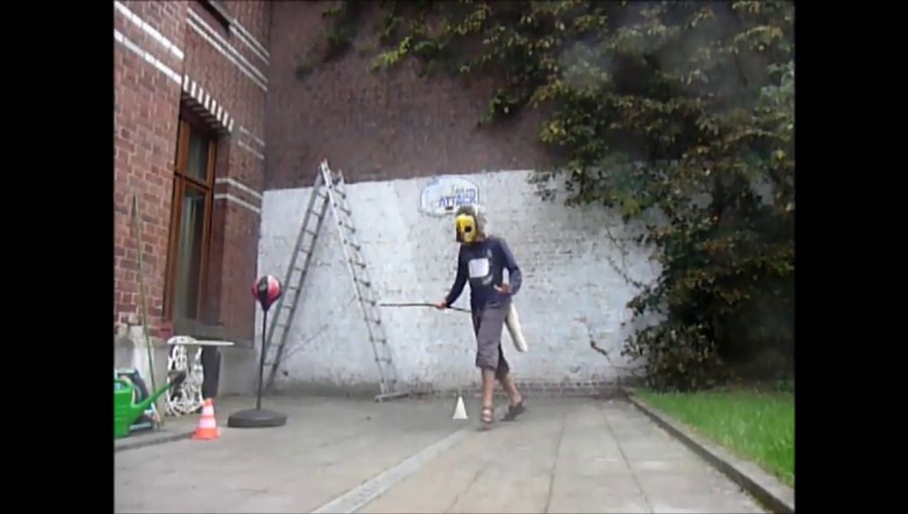 Comment avoir une bonne position, un bon comportement un bon accent et une bonne tenue selon le style sauvage destromanien pour eviter d'aller en enfer dans la fosse au vermines 2 version remise!!