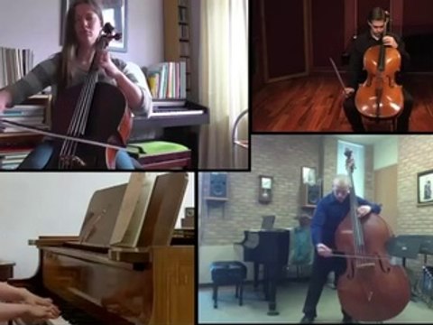 Un génie regroupe plusieurs musiques faites par des youtubeurs en un seul et même morceau, pour un titre exceptionnel !