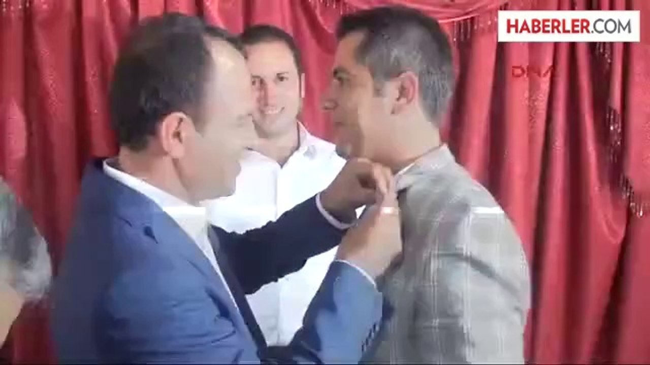 AK Parti Meclis Üyesi ve Yöneticisi 4 Kişi Dbp'ye Geçti