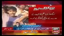 People of Sargodha chants Go Nawaz Go during Nawaz Sharif Speech