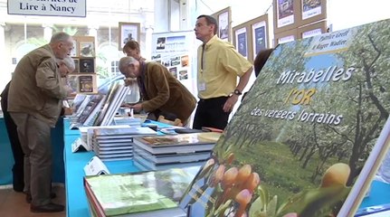 Le livre sur la place à Nancy