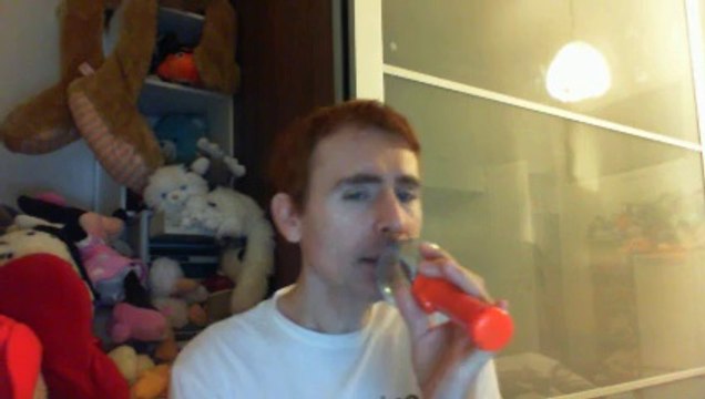 Wiwi égratigne moi je fais la vaisselle de Chanson Plus Bifluorée