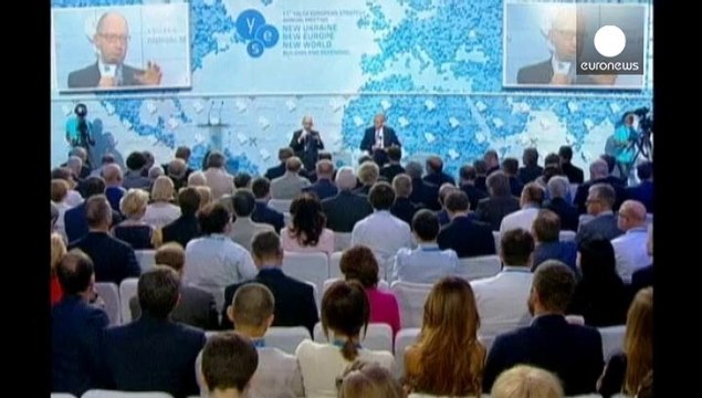 Ucraina, arrivato a Lugansk un nuovo convoglio di aiuti russi