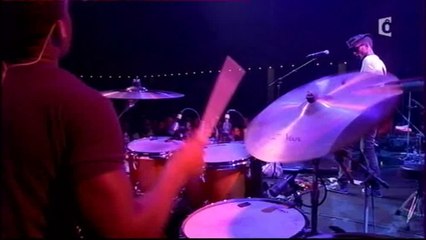 Keziah Jones - Bataclan 2013 (part 1)