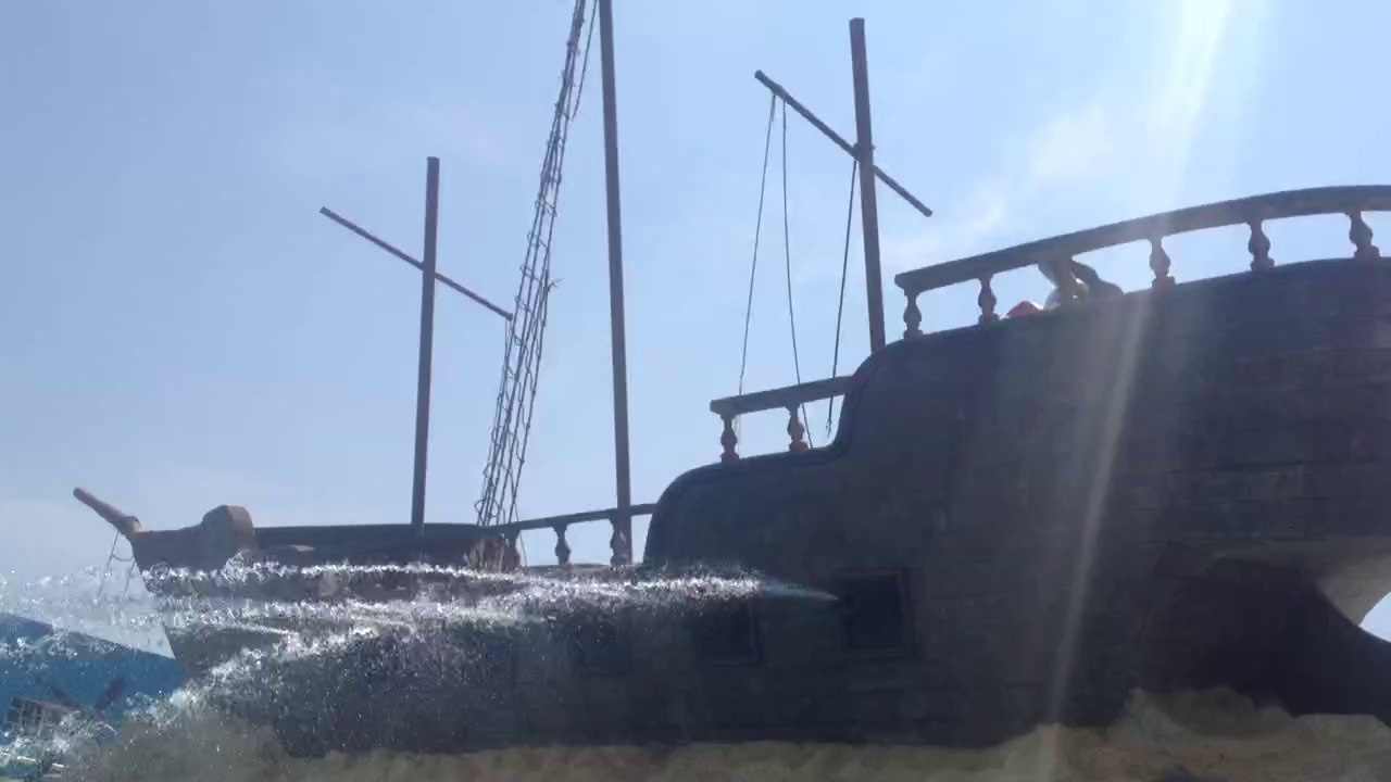 Barco Pirata de Aquaventura Park