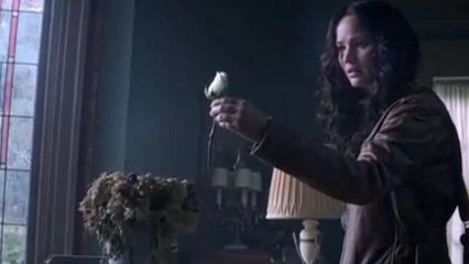 Fans Get First Look at “Mockingjay”