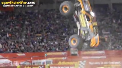 Break Dans Yapan Canavar Kamyon