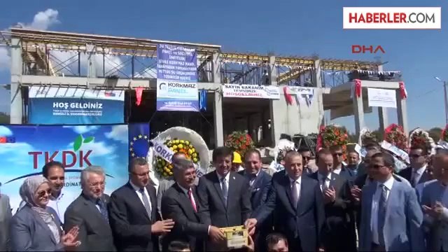 Denizli Bakan Zeybekci Çameli İlçesi'nde Konuştu