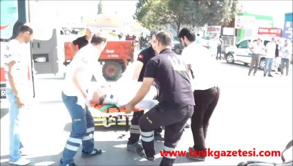 İznik'te karayolları mevkiinde Motorsikletle Otomobil Çarpıştı