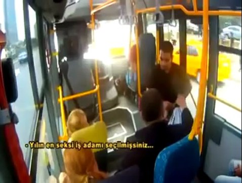 Gülme Krizine Sokan Şaka