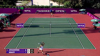 Karin Knapp in lacrime dopo il primo successo WTA