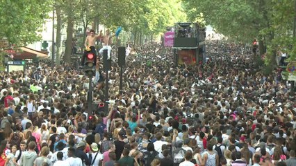 La 16e Techno Parade a rassemblé plus de 350.000 personnes selon les organisateurs