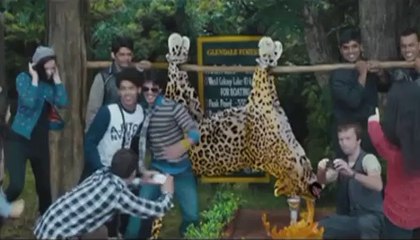 Bipasha watches 'Creature 3D' with Boyfriend