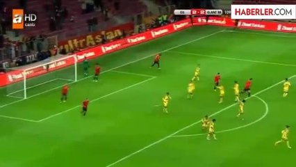 Galatasaray'da Sabri Sarıoğlu Affediliyor