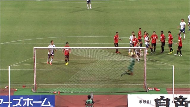 Crazy scheme on free-kick in J2 League