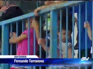 Miles de niños palestinos vuelven a clases entre escombros