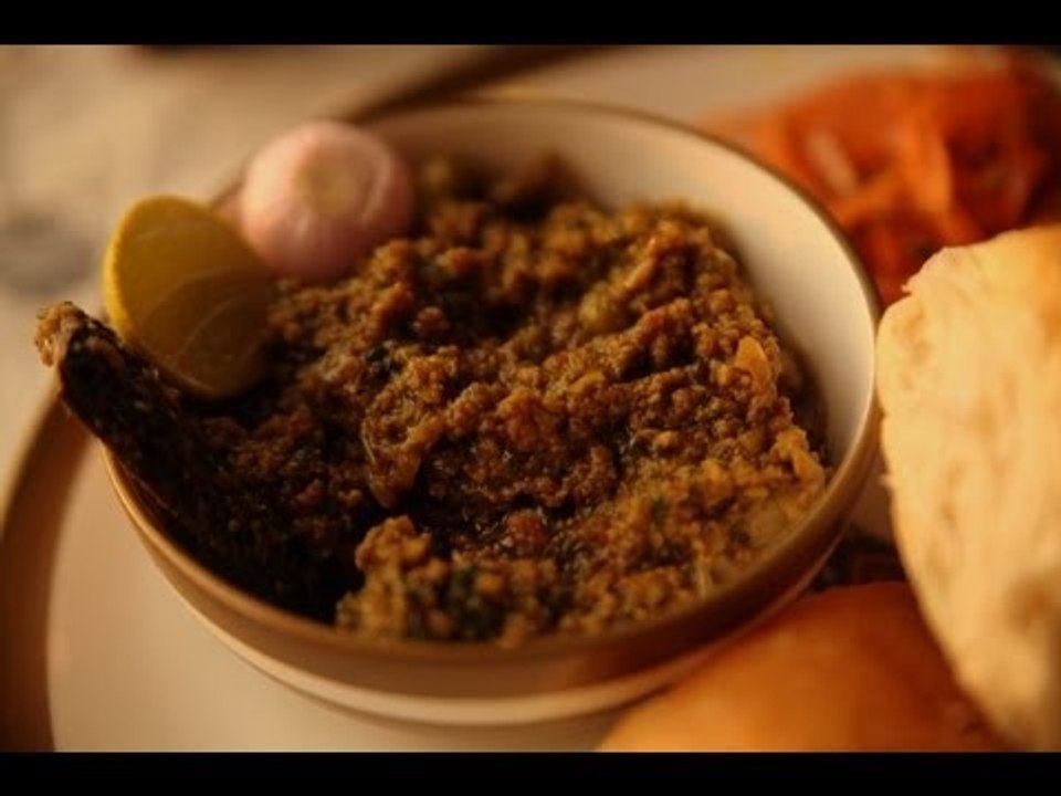 Best Sindhi Home-Made Kheema Pav By Veena