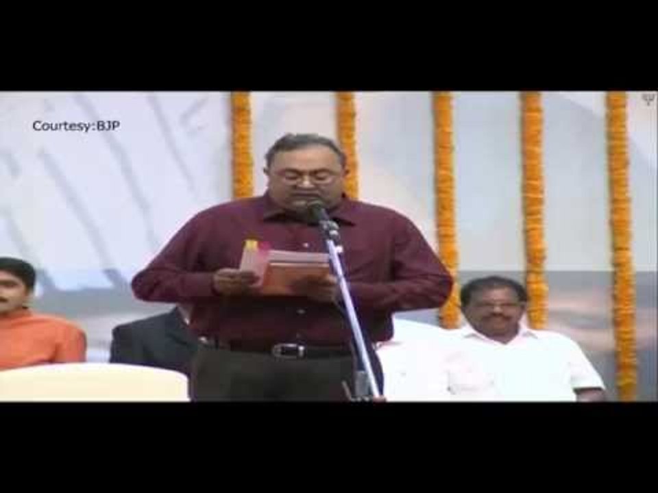 Gujarat CM Takes Oath