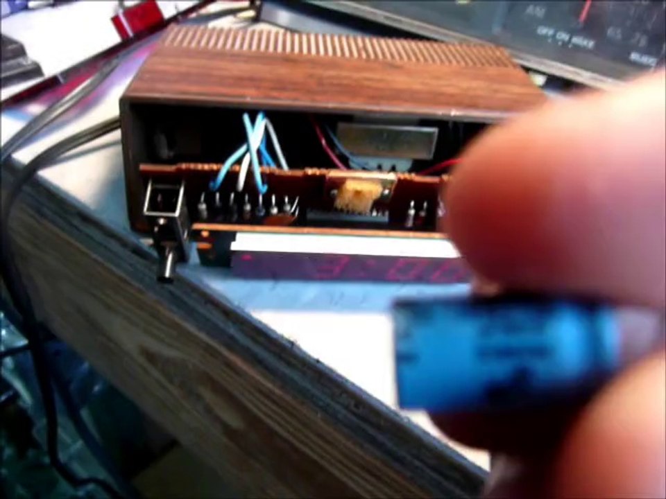 GE 7-4321 Clock Radio (1977) & KMC 1120 Alarm Clock (c.1985)