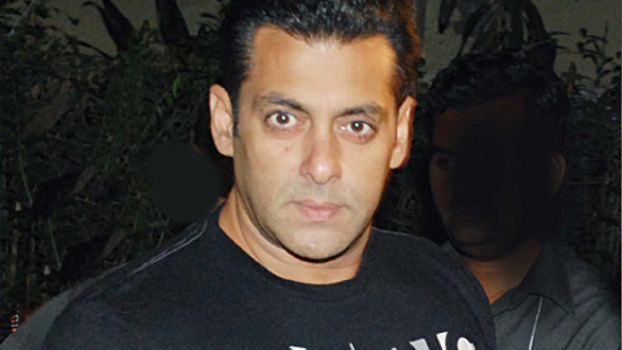 Salman Khan To Talk Drunk While Hosting Bigg Boss 8