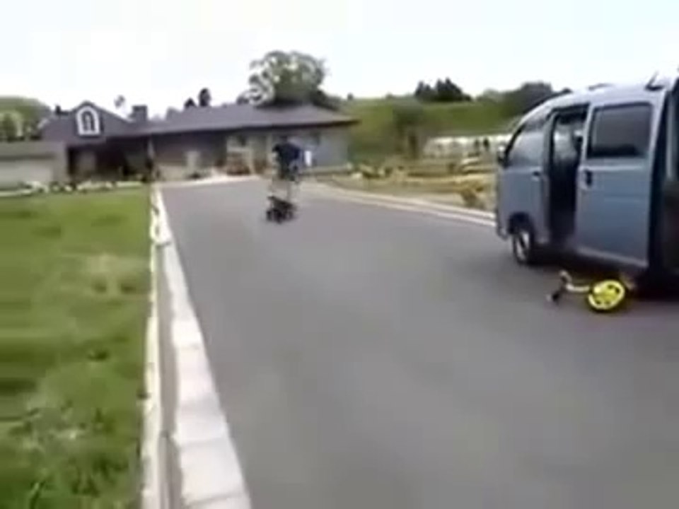 Motorlu El Arabası