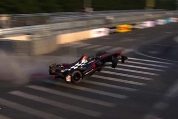 Crash of Nick Heidfeld in Formula E à Beijing