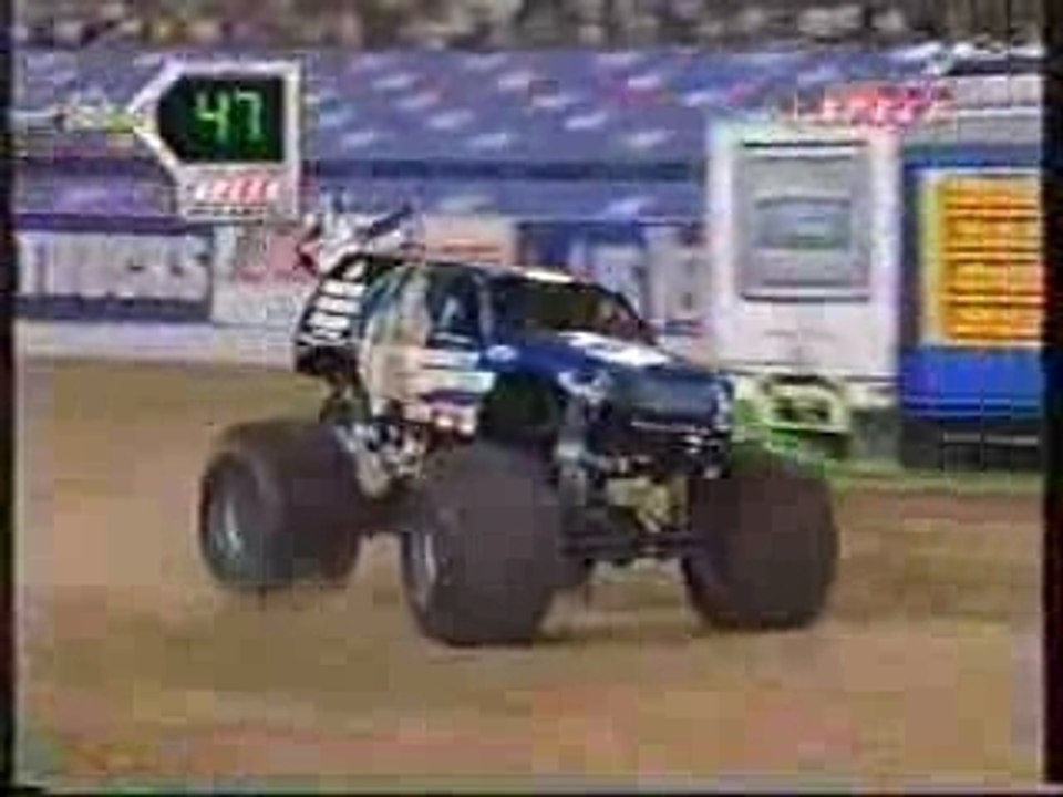 2004 Monster Jam Finals - Bounty Hunter