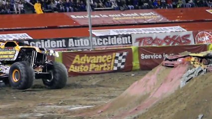 Monster Truck : Maximum Destruction !!