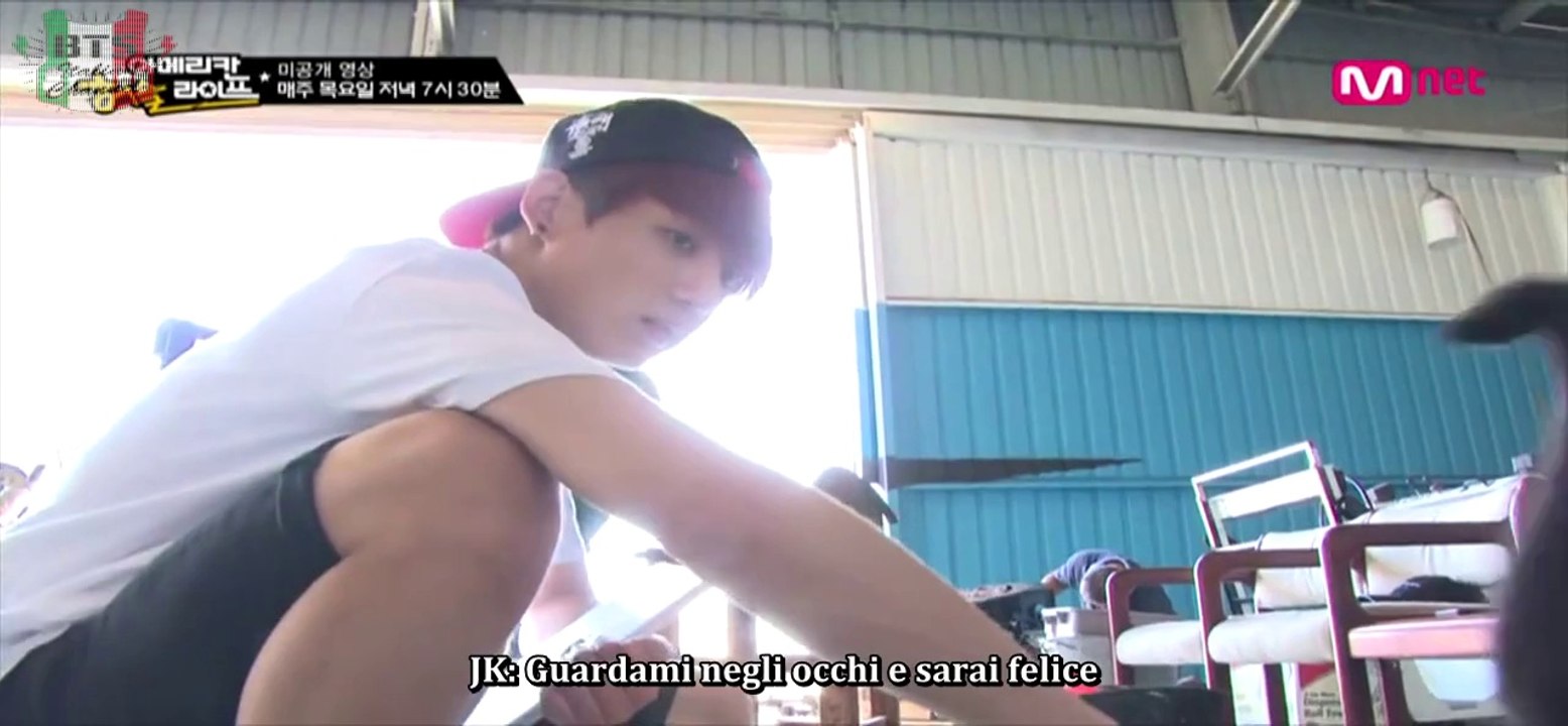 [SUB ITA] Unreleased cut - BTS American Hustle Life ep. 7 - Jungkookie viene ignorato da un gatto! Alla fine, Jimin e il gatto si avvicineranno?
