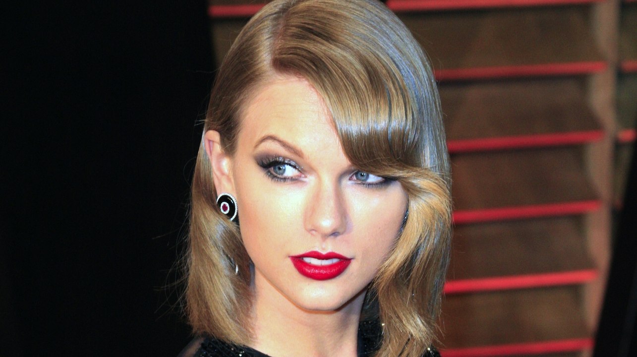 Taylor Swift and 5SOS Rap | Rap Up