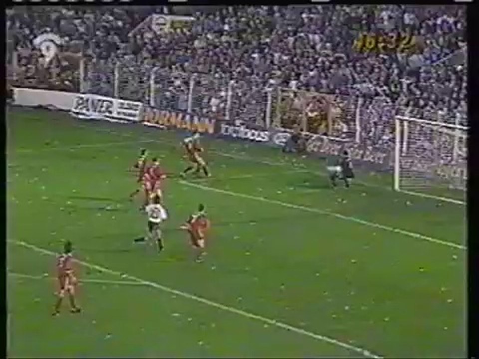 1998.11.03: Valencia CF 2 - 2 Liverpool FC (Resumen)