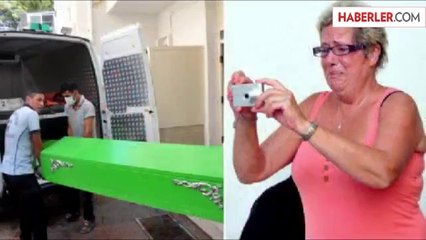 Hollandalı Turist Ölü Bulduğu Eşinin Tabutunun Fotoğrafını Çekti