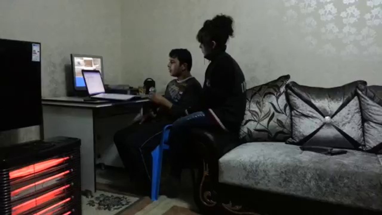 FERİT & GÜRBET KARDE Duydumki Unutmuşsun.