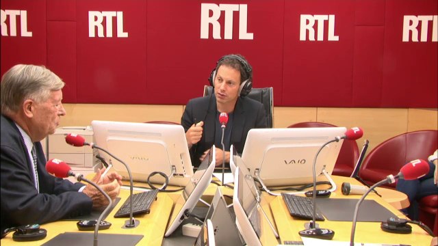Alain Duhamel : François Hollande ne peut pas être considéré comme un suiveur