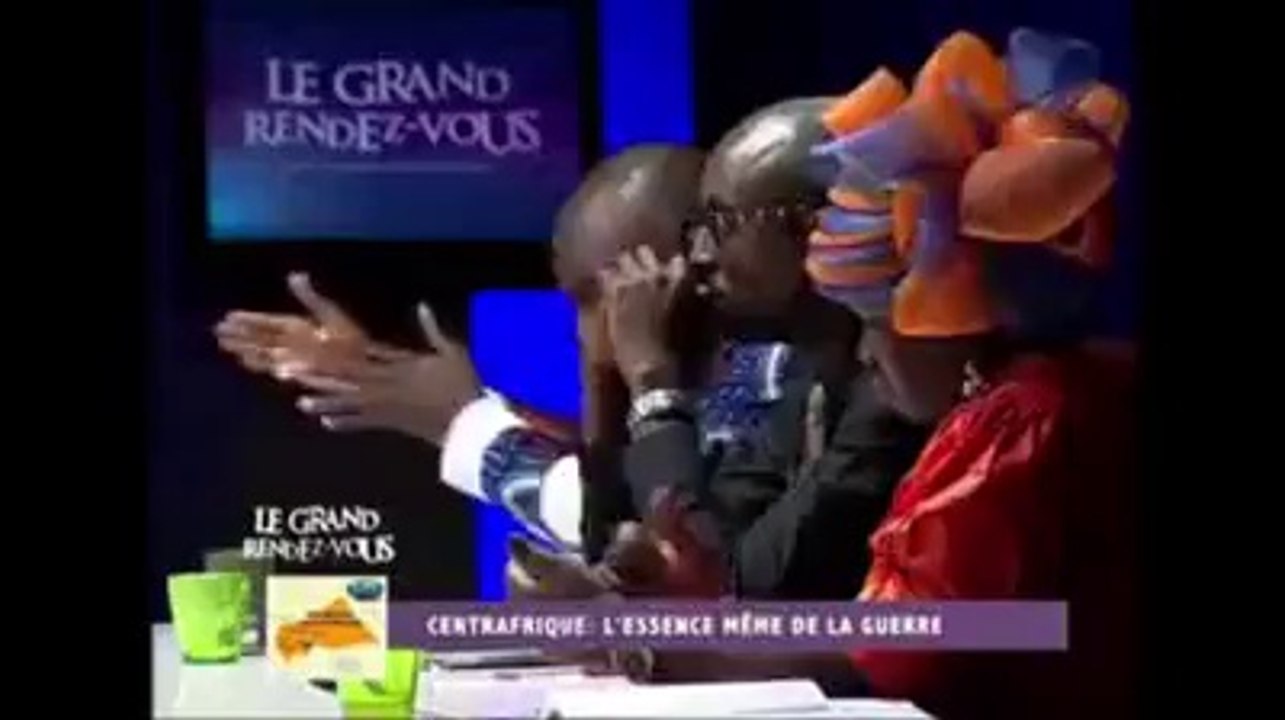BELLE ANALYSE DE KEMI SEBA SUR LES RAISONS DE  LA GUERRE EN REPUBLIQUE CENTRAFRICAINE.