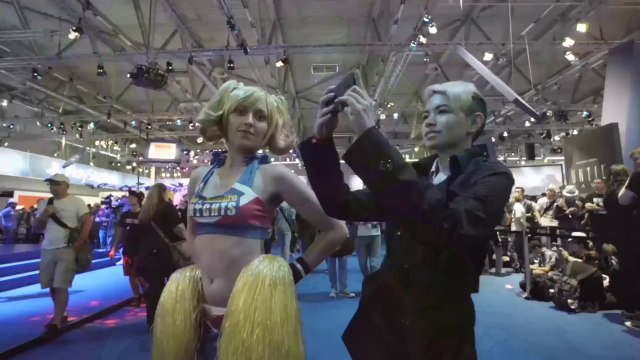 Console Sony PlayStation 4 - Cosplaystation Gamescom 2014