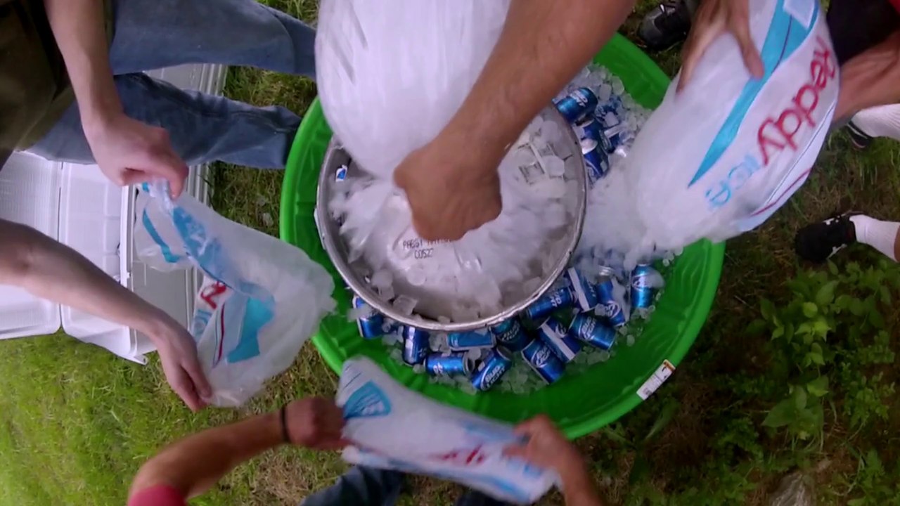 ZUUS On The Set - LACS and JJ Lawhorn - Field Party