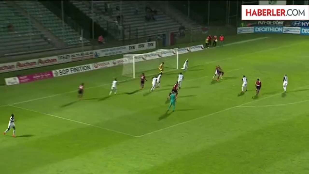 Idriss Saadi'den Le Havre Kalesine Muhteşem Rövaşata Golü