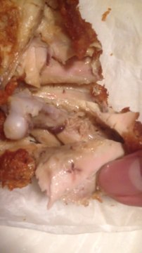 Fried chicken from Food4less : covered with Maggots!