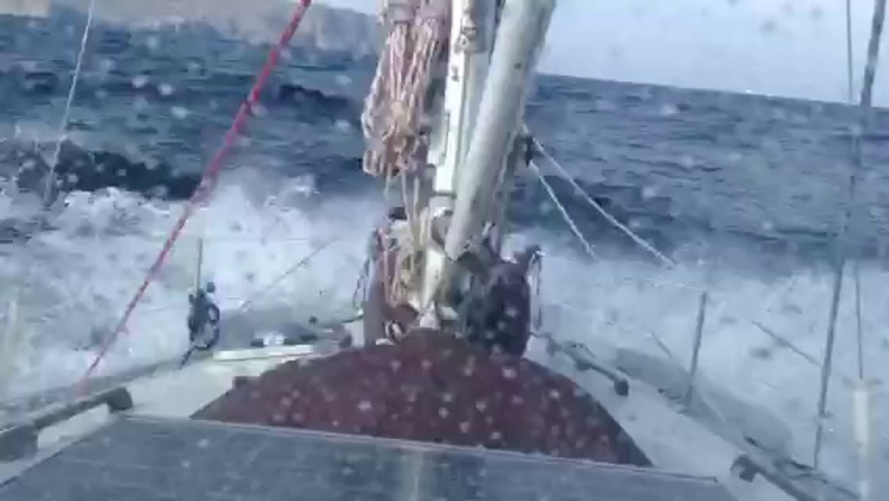 Andree Anne Rachel 2014:Un peu de mouvement de bateau avant le Cape Wrath...