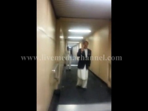 PIA passengers throw Rehman Malik and a PML-N MNA off the flight.