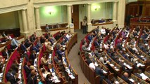 Ucrânia ratifica acordo com a UE