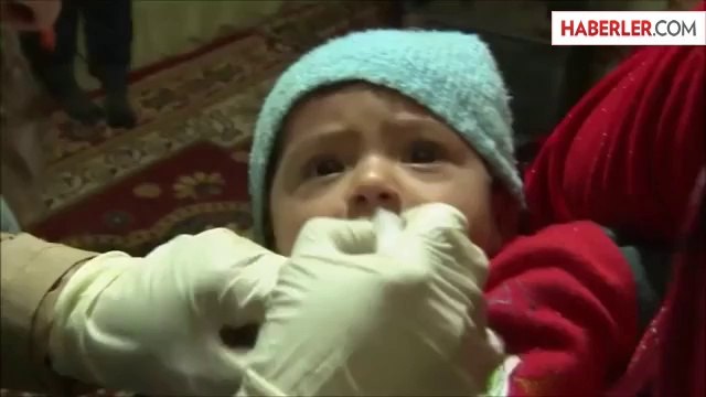 Suriye'de Aşı Olan 20 Çocuk Öldü