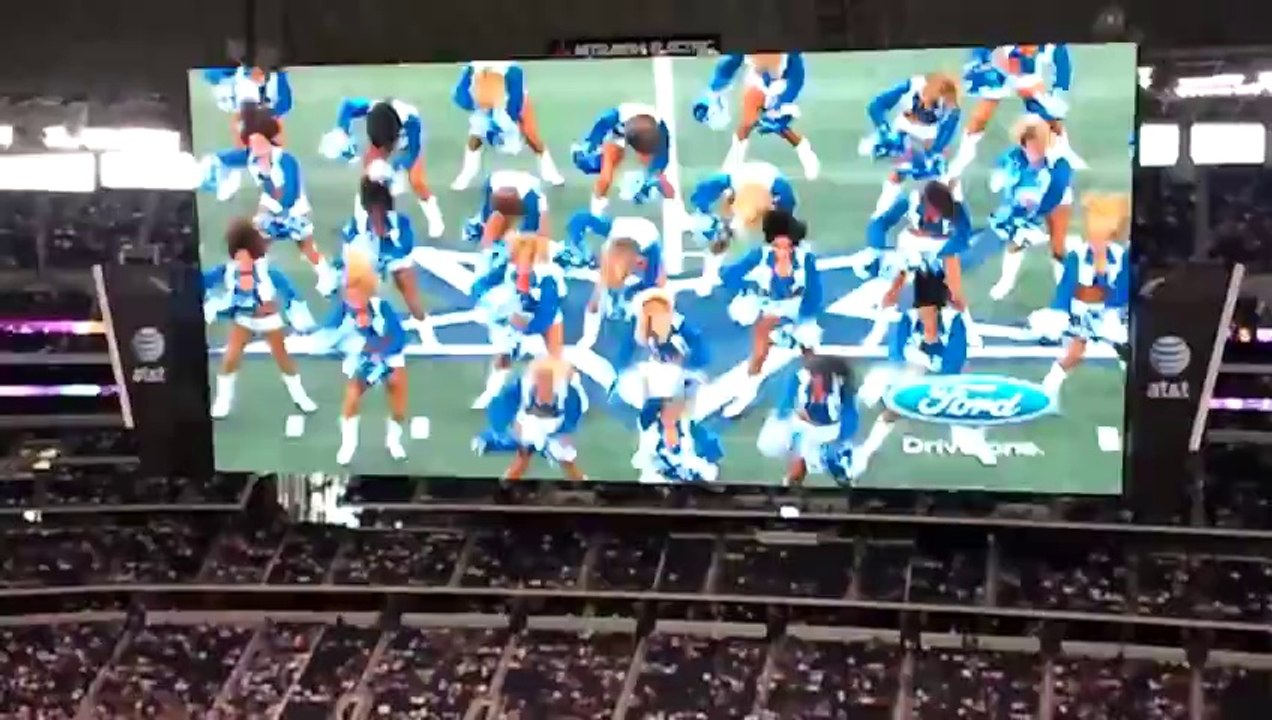 カウボーイズ　スタジアム