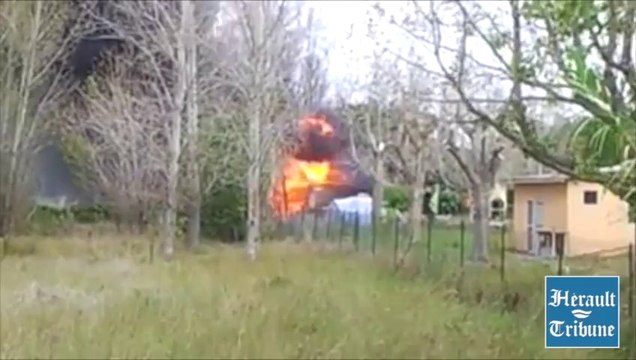 CAP d'AGDE - 2014 - FEU DE CARAVANE au quartier de MALFATO au Cap d'Agde