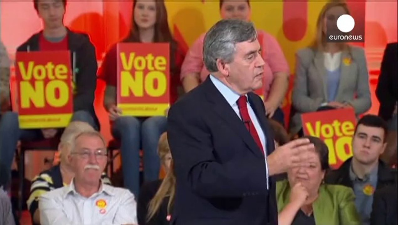 London promises Scotland more power if 'No' voters win independence referendum