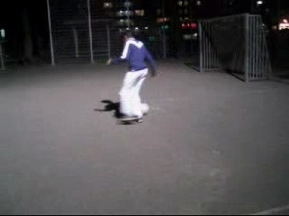 Soufiane Touzani - Football Freestyle Tr